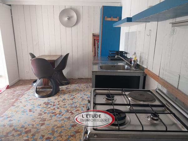 LES MOUTIERS, LA CAMPAGNE A LA MER : ensemble de 135 m² habitables sur 511 m² de terrain