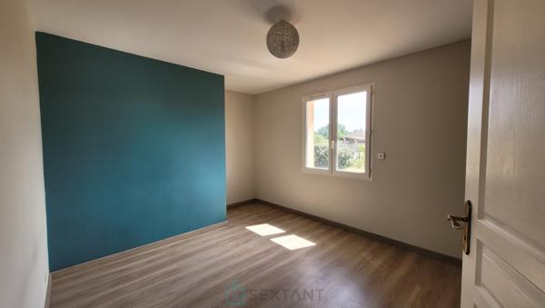 Maison de plain-pied avec 3 chambres et garage