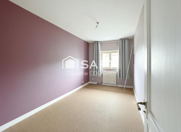 Grand appartement de type T4, très lumineux