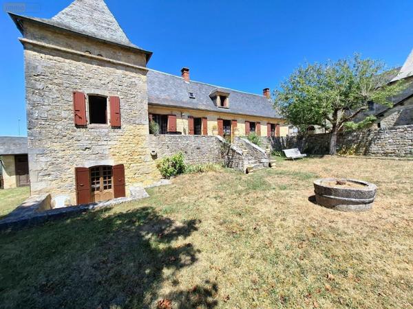 Maison de maître à vendre à Salignac-Eyvigues en Dordogne (24590), ref : 18113/121