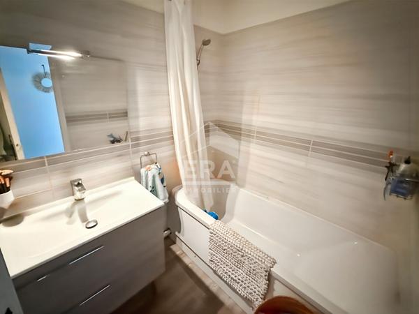 SEPTEMES LES VALLONS - EXCLUSIVITE - Appartement T3 avec balcon