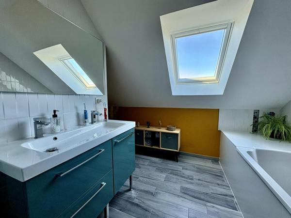 Maison à SIDEVILLE, 50690 - 5 pièces 106m²