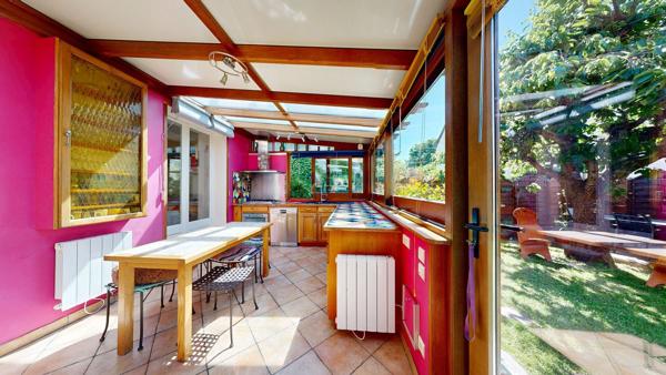 Maison Vaureal 115 m2 INDIVIDUELLE avec 5 chambres garage terrain.
