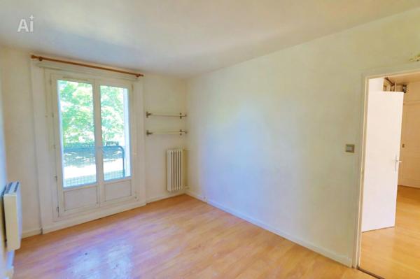Appartement Chatou 3 pièce(s) 52.90 m2