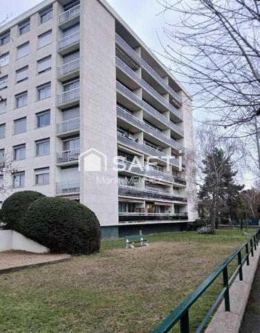 Le Vésinet/Le Pecq, proximité pelouses du Vésinet