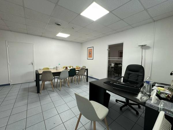 JOUE LES TOURS BUREAUX COMMERCIAUX A VENDRE 105 M² INVESTISSEMENT VENDU OCCUPÉ
