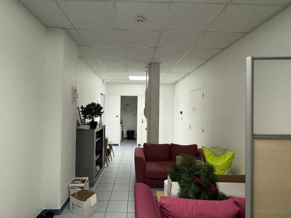 JOUE LES TOURS BUREAUX COMMERCIAUX A VENDRE 105 M² INVESTISSEMENT VENDU OCCUPÉ