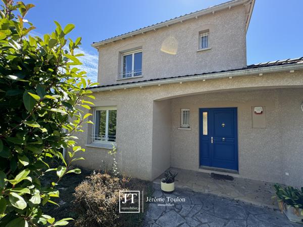 Maison
                                                                                                                                                                                                                                                                                                                        5 pièce(s)                                                                                                                                                                                                          4 chambre(s)                                                                                                                                                                                                          163  m²