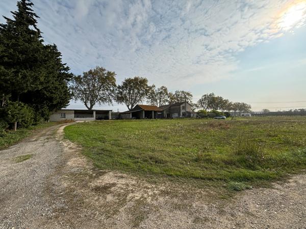 Ferme de 153 m² avec de nombreuses dépendances