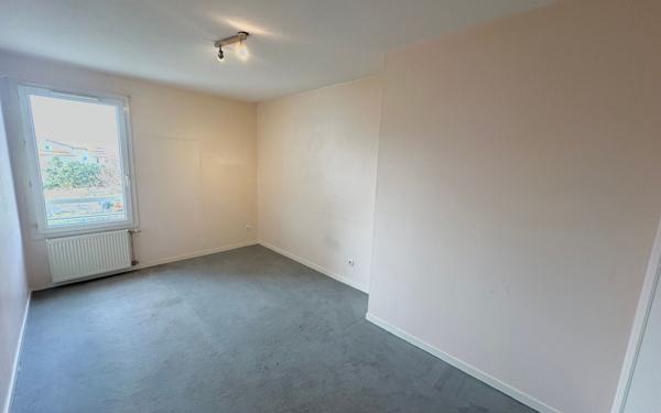 Appartement à louer    3 pièces •  Mornant