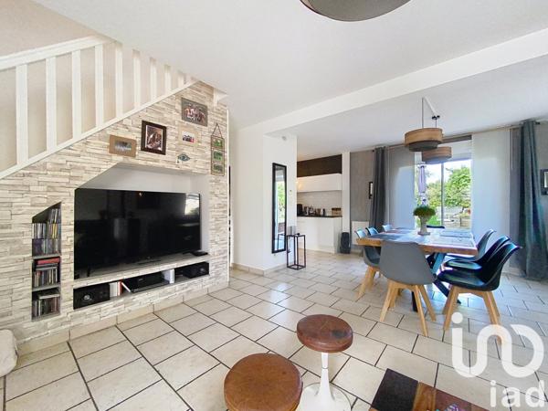 Maison à vendre 11 pièces 211 m² Dol-de-Bretagne