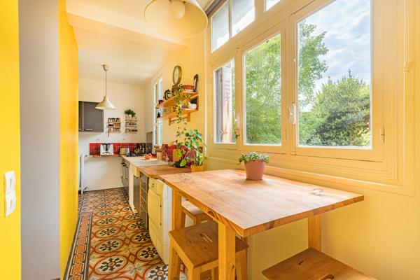 Atypique - Duplex avec grand jardin à 10 minutes du métro