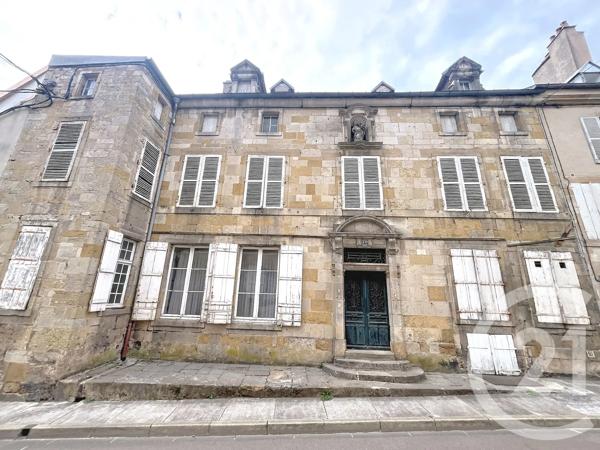 Maison à vendre  12 pièces - 365 m 2   LANGRES  - 52