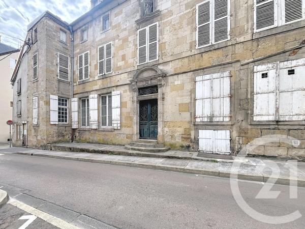 Maison à vendre  12 pièces - 365 m 2   LANGRES  - 52