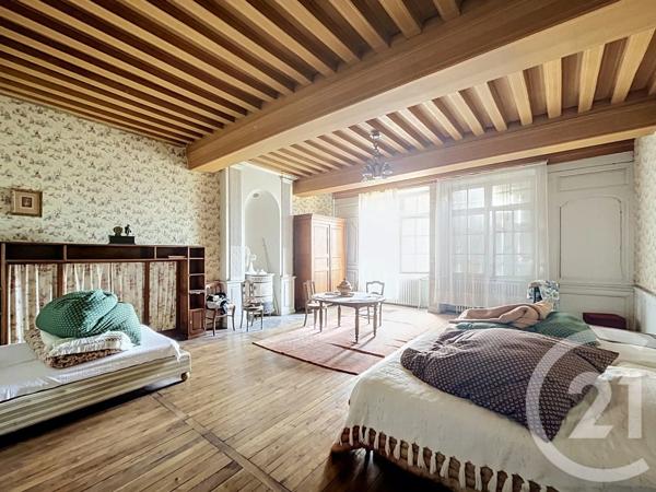 Maison à vendre  12 pièces - 365 m 2   LANGRES  - 52