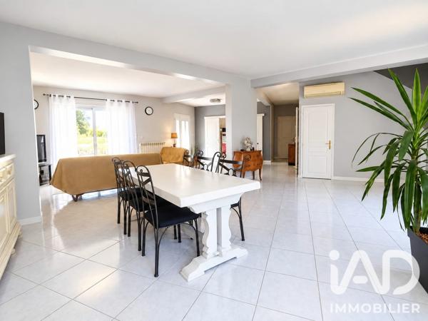 Maison à vendre 8 pièces 260 m² Saint-Lyé