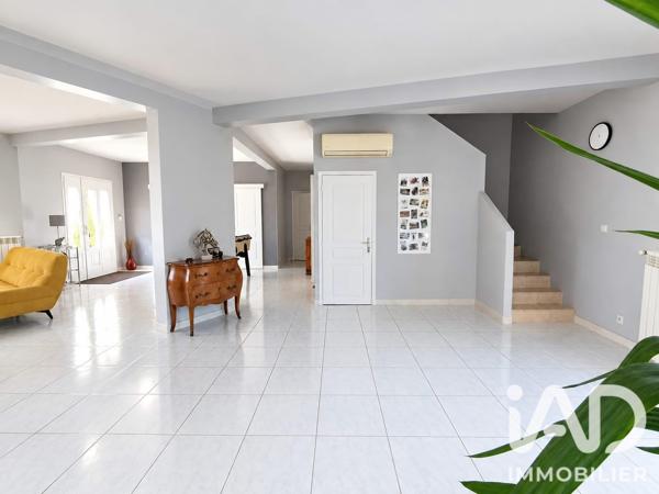 Maison à vendre 8 pièces 260 m² Saint-Lyé