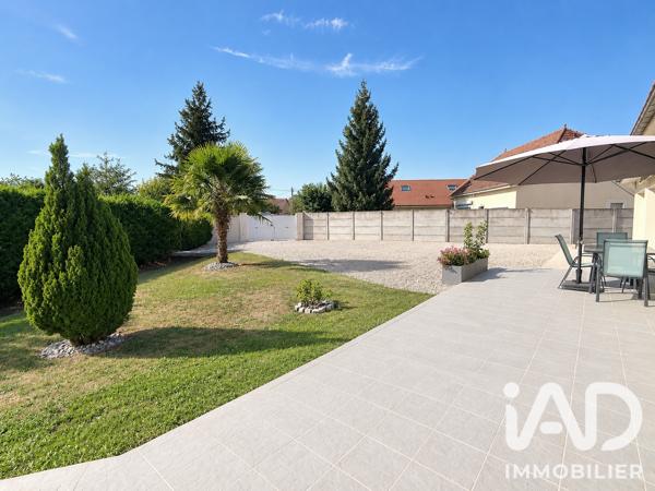 Maison à vendre 8 pièces 260 m² Saint-Lyé