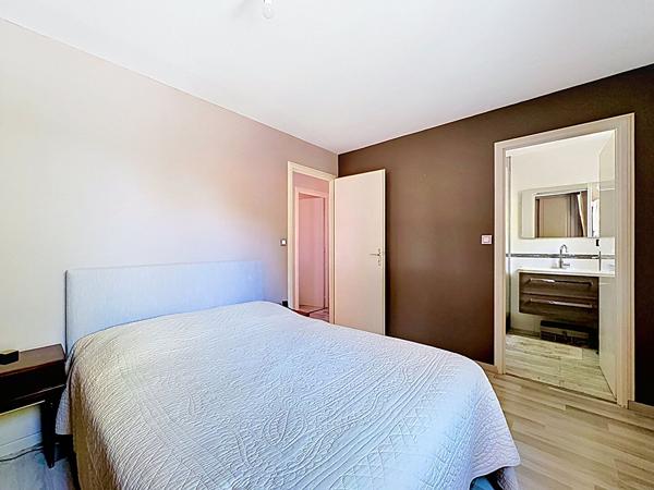 Maison 92 m2 à Avignon T4 avec 3 chambres - garage et jardin