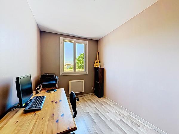 Maison 92 m2 à Avignon T4 avec 3 chambres - garage et jardin