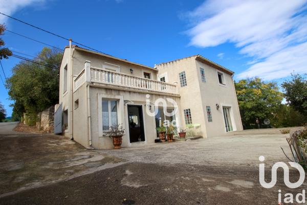 Maison à vendre 5 pièces 145 m² Nîmes