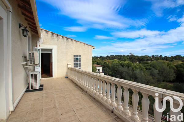 Maison à vendre 5 pièces 145 m² Nîmes