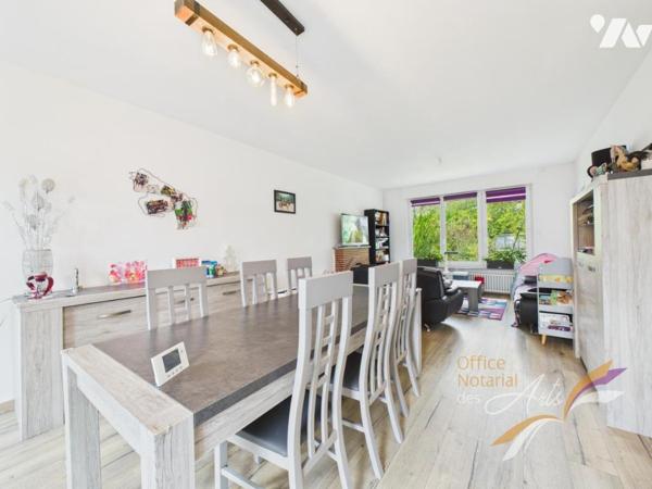 Maison individuelle – Lumineuse, bien construite & idéalement située