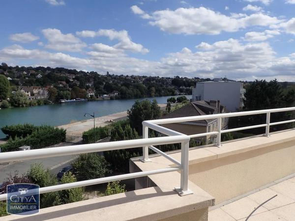 Appartement à louer 4 pièces 137.2m²