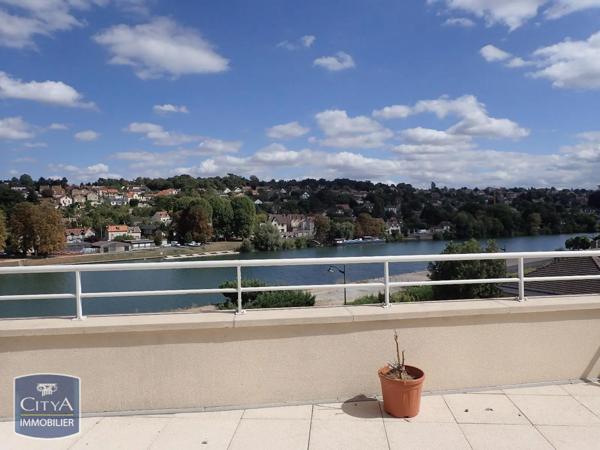 Appartement à louer 4 pièces 137.2m²