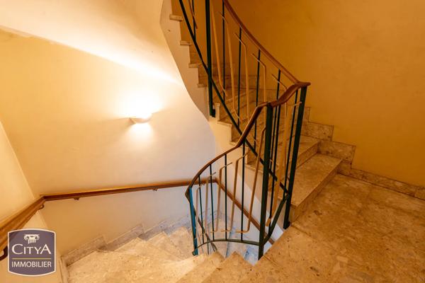 Immeuble à vendre 196.37m² Le Mans (72000)