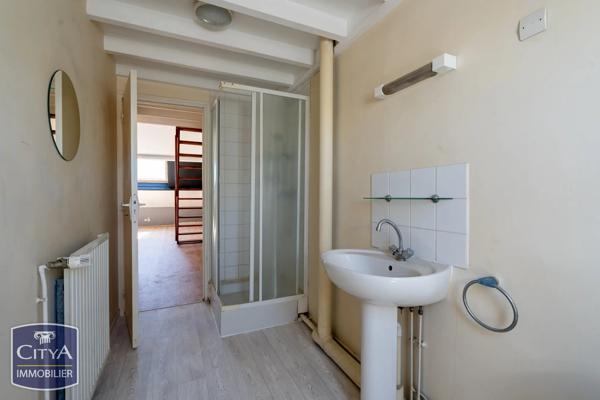 Immeuble à vendre 196.37m² Le Mans (72000)