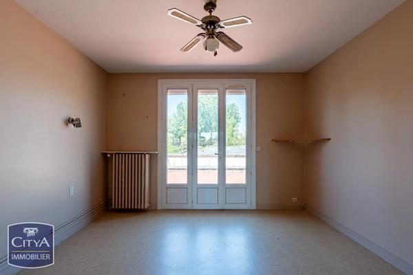 Immeuble à vendre 196.37m² Le Mans (72000)
