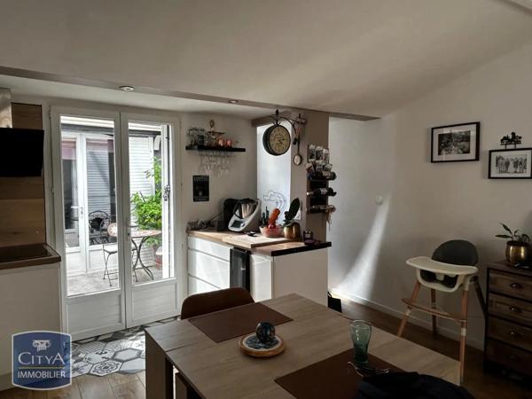 Maison à louer 3 pièces 90m² Saint-André-de-Sangonis (34725)