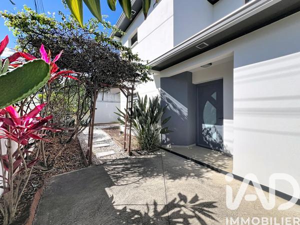 Maison à vendre 5 pièces 156 m² Saint-Pierre