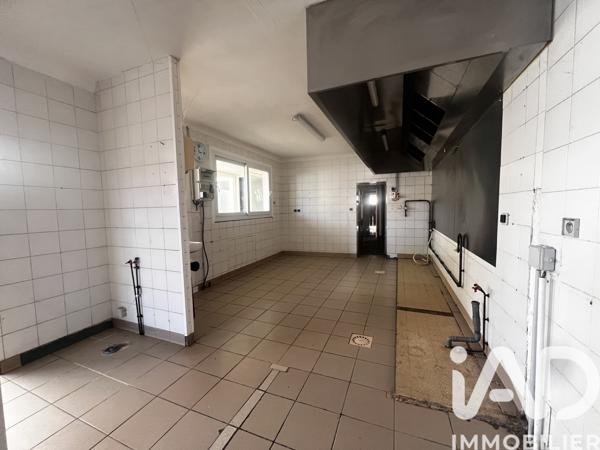Immeuble à vendre 274 m² Bon-Encontre