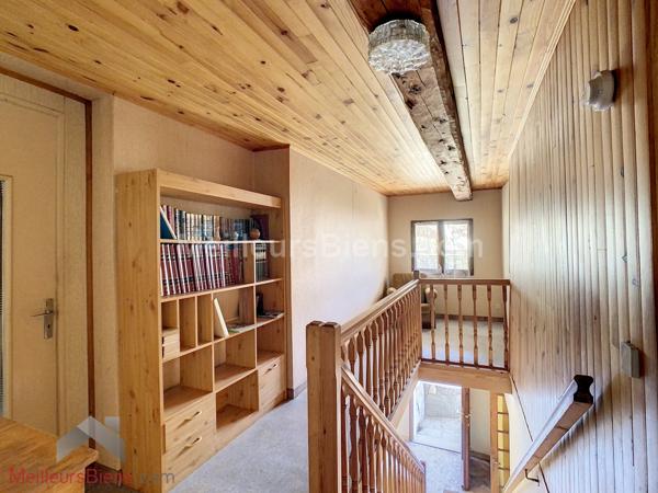 Maison de village avec garage fermé