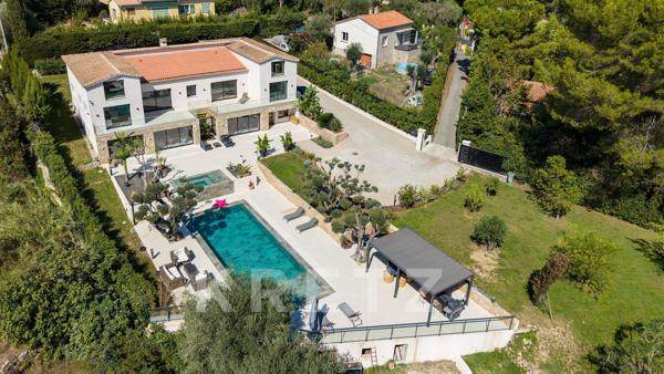 Villa Rénovée d'Exception – Pibonson, Mougins