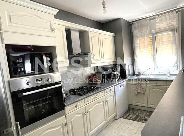 Appartement 4/ 5 pièces à Houilles