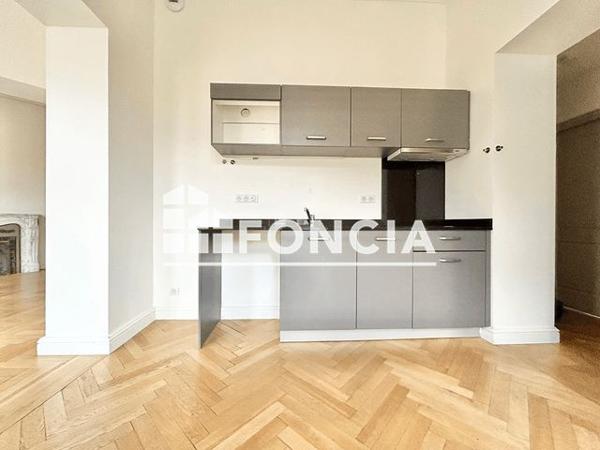 Location Appartement 3 pièces 65.07 m² - 17 REMPART SAINT THIEBAULT Metz 57000