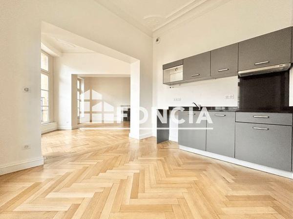 Location Appartement 3 pièces 65.07 m² - 17 REMPART SAINT THIEBAULT Metz 57000