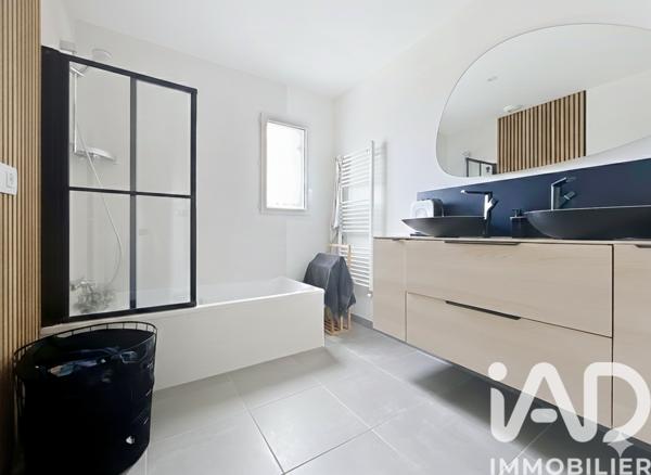 Maison à vendre 5 pièces 131 m² Veigné