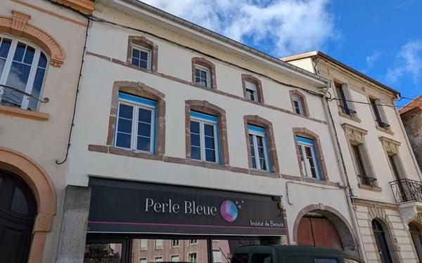 Maison à vendre    6 pièces • 300 m2 Bruyères