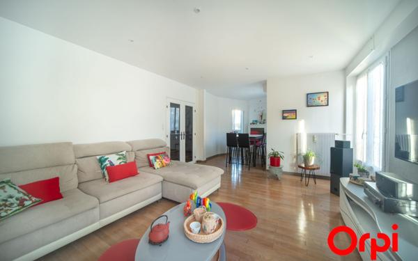 Appartement à vendre    4 pièces • 102,81 m2 Mâcon