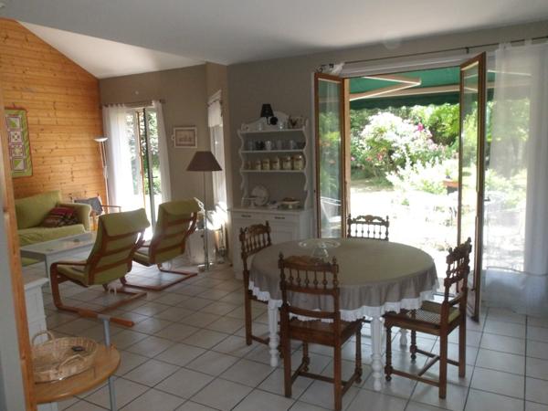 Riorges (42153) Superbe maison plain pied traditionnelle en impasse au calme Riorges centre