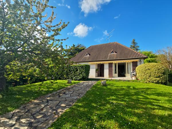 Maison 4 pièces -1243 m² de parcelle