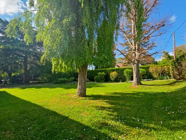 Maison 4 pièces -1243 m² de parcelle