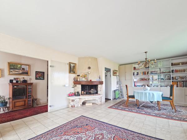 Maison 4 pièces -1243 m² de parcelle