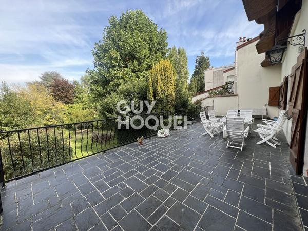 MAISON À VENDRE DE 6 PIÈCES DE 165,00 M²