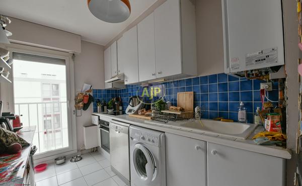 Appartement à vendre Bordeaux - 4 pièces, 80m² avec 3 chambre(s) à 345 000€ - AJP Immobilier Bordeaux Nansouty