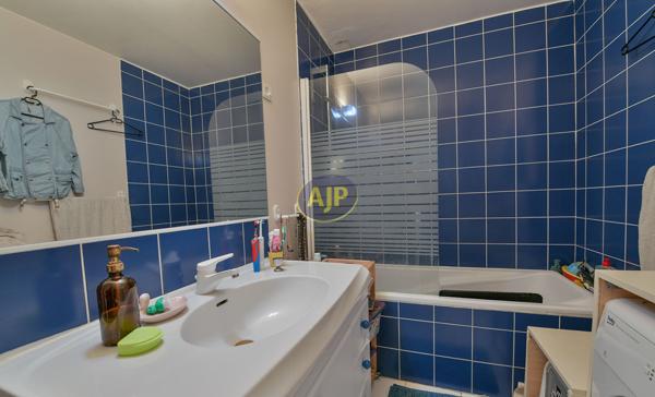 Appartement à vendre Bordeaux - 4 pièces, 80m² avec 3 chambre(s) à 345 000€ - AJP Immobilier Bordeaux Nansouty